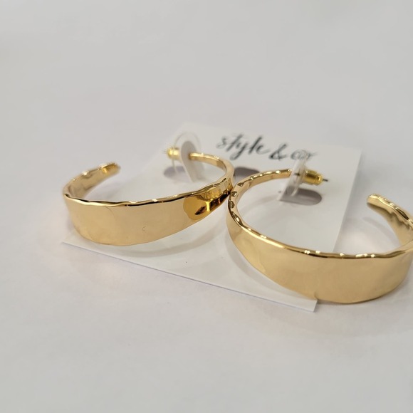 Style & Co Hammered Metal Medium Hoop Earrings 1-1/2" Gold Plated NEW - Picture 6 of 8